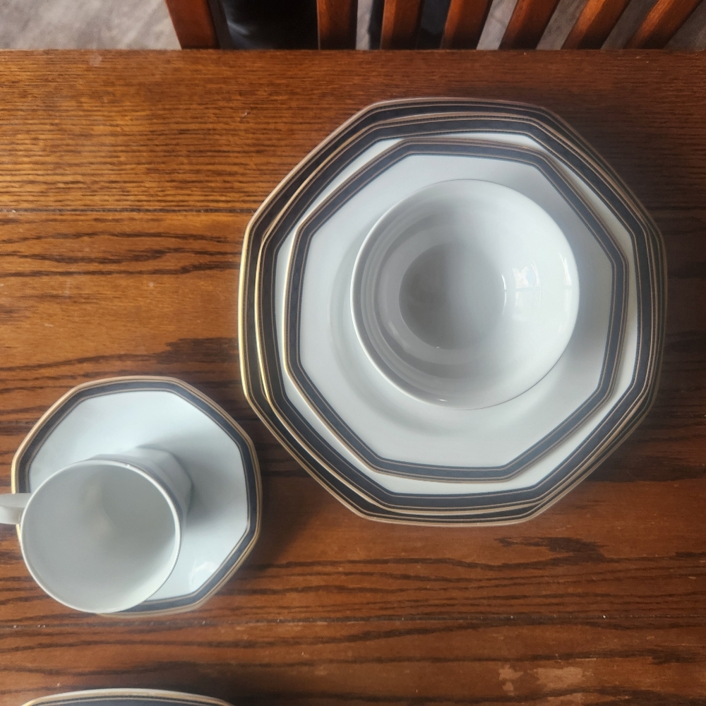 Christopher Stuart Black dress China set for 7